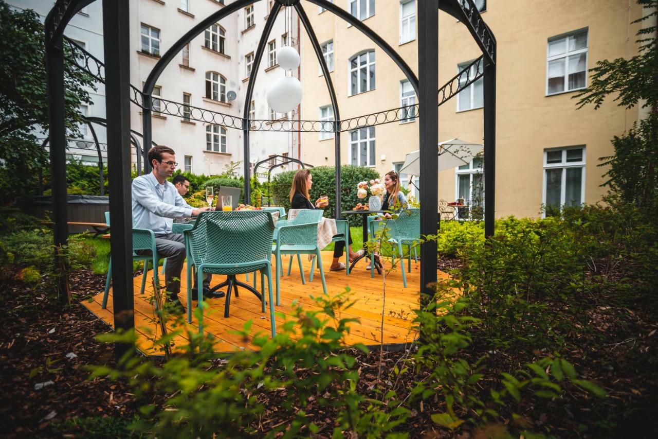 Garden Suites Residence By Tkc Praga Exterior foto